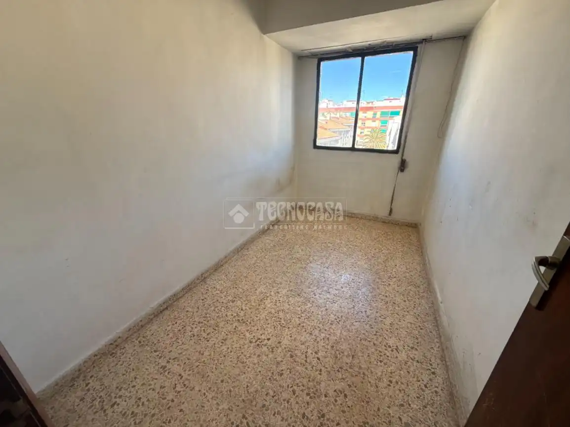 Bedroom of Flat for sale in Paterna