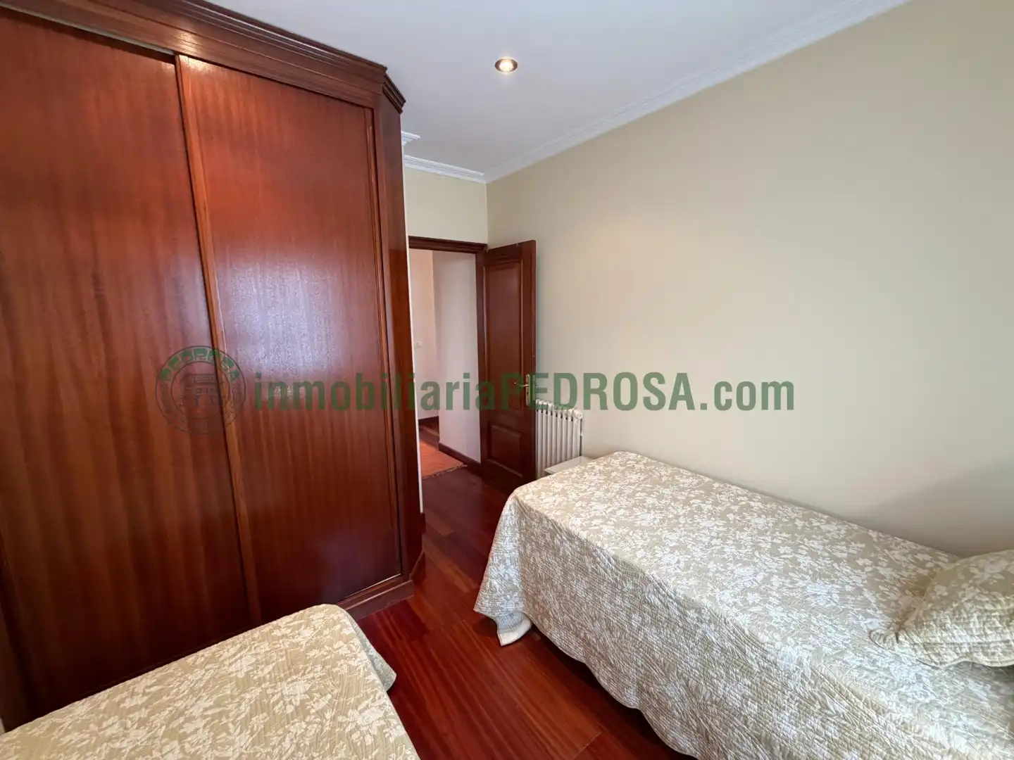 Apartamento en venta en JOAQUIN COSTA, Zona de Plaza de Barcelos