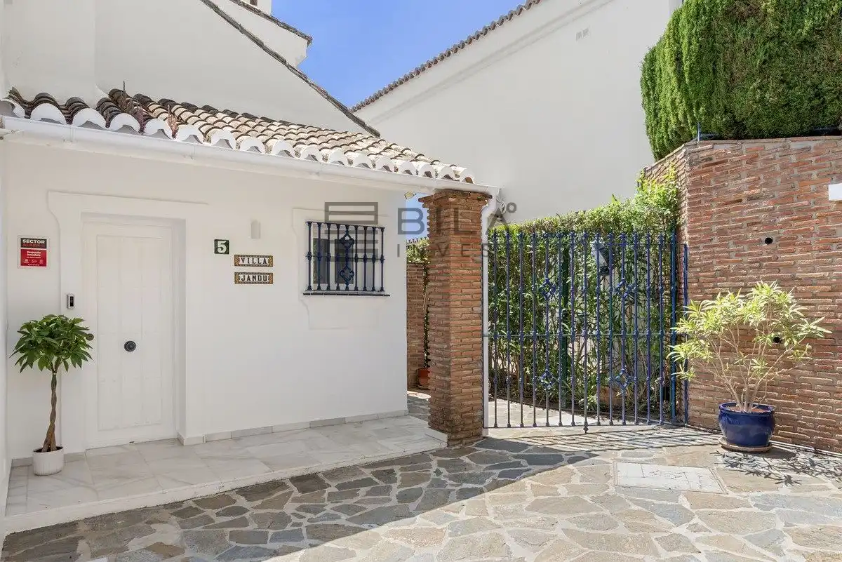 Casa o xalet en venda a El Chaparral, El Faro de Calaburra - Chaparral