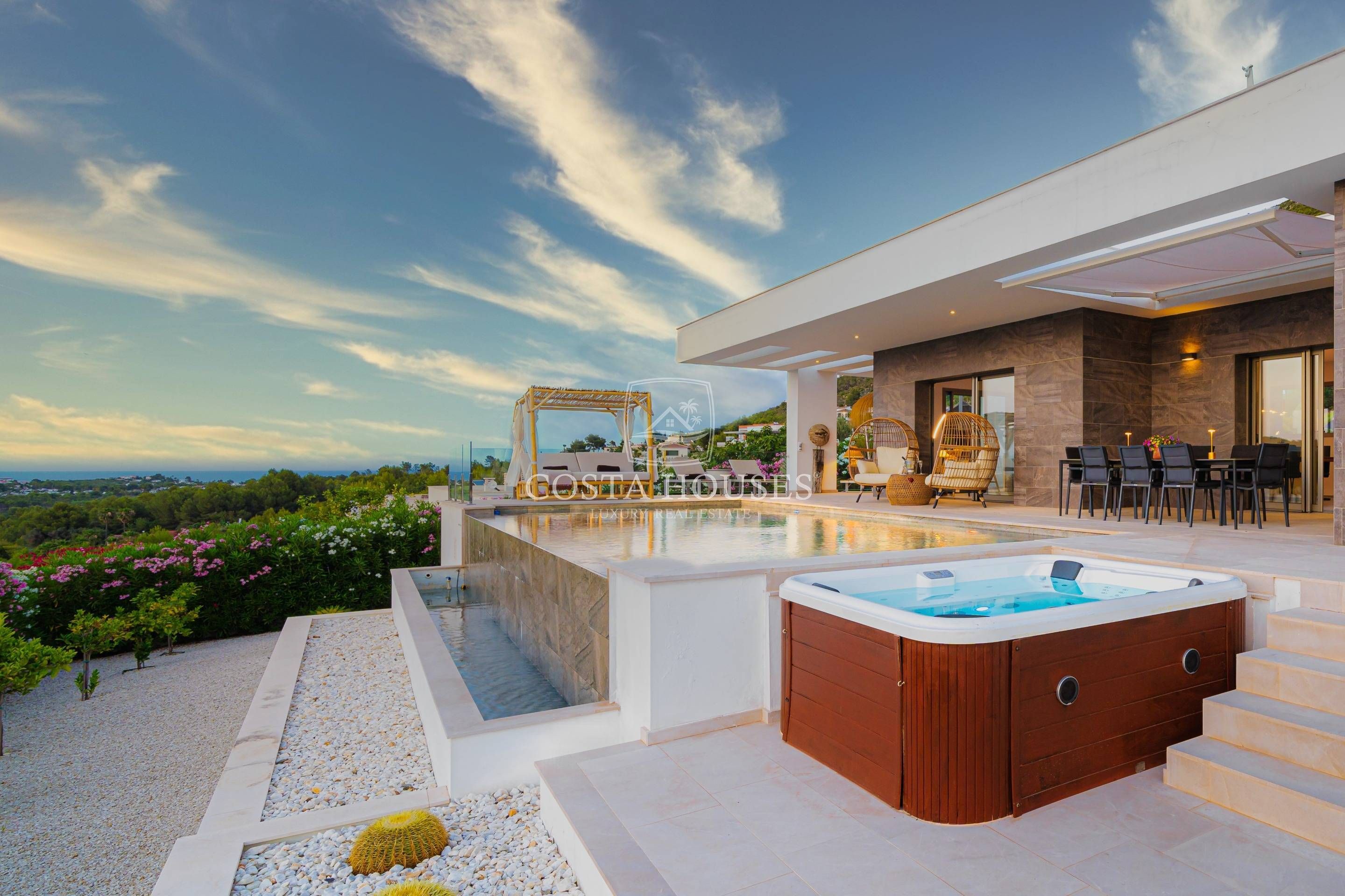 Vista exterior de Casa o chalet en venta en Jávea / Xàbia con Aire acondicionado, Calefacción y Jardín privado