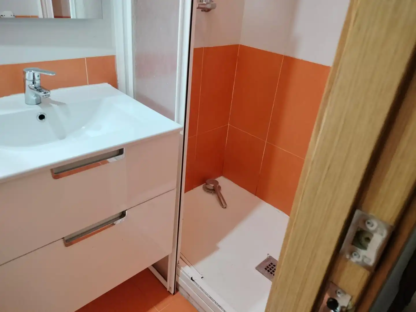 Badezimmer von Wohnung zur Miete in Puertollano mit Klimaanlage und Möbliert