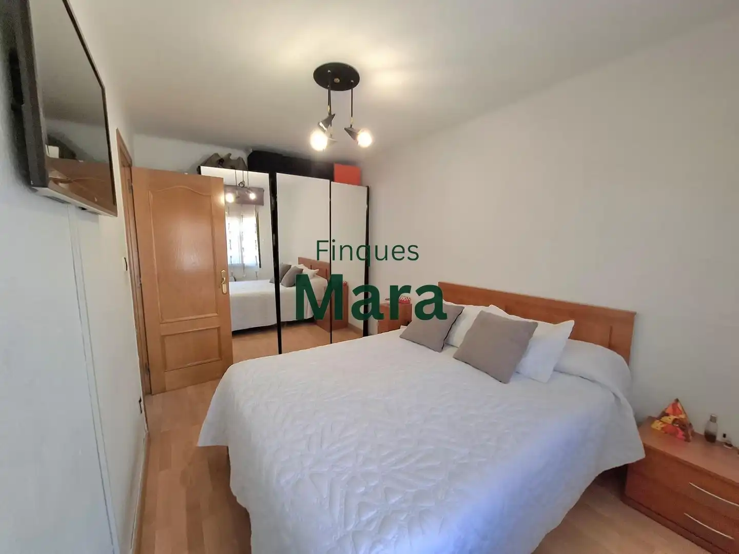 Habitación de Piso en venta en Sant Boi de Llobregat con Aire acondicionado, Parquet y Balcón