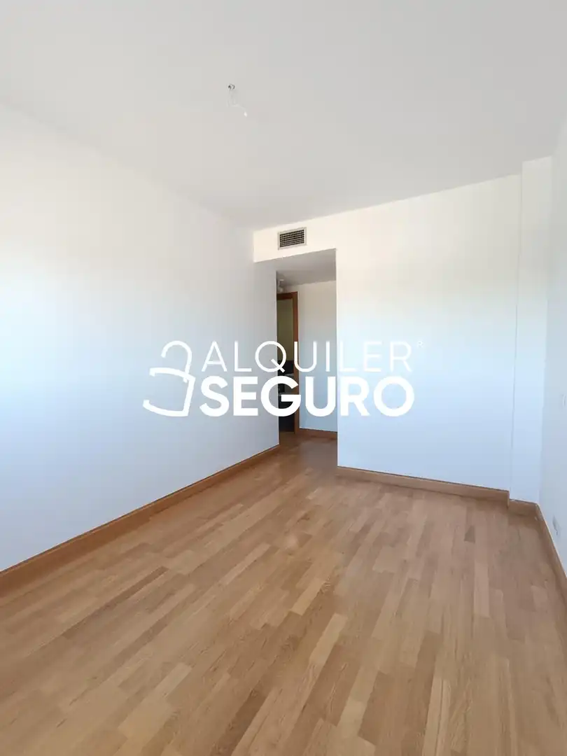 Habitación de Piso de alquiler en Parla con Aire acondicionado, Calefacción y Terraza
