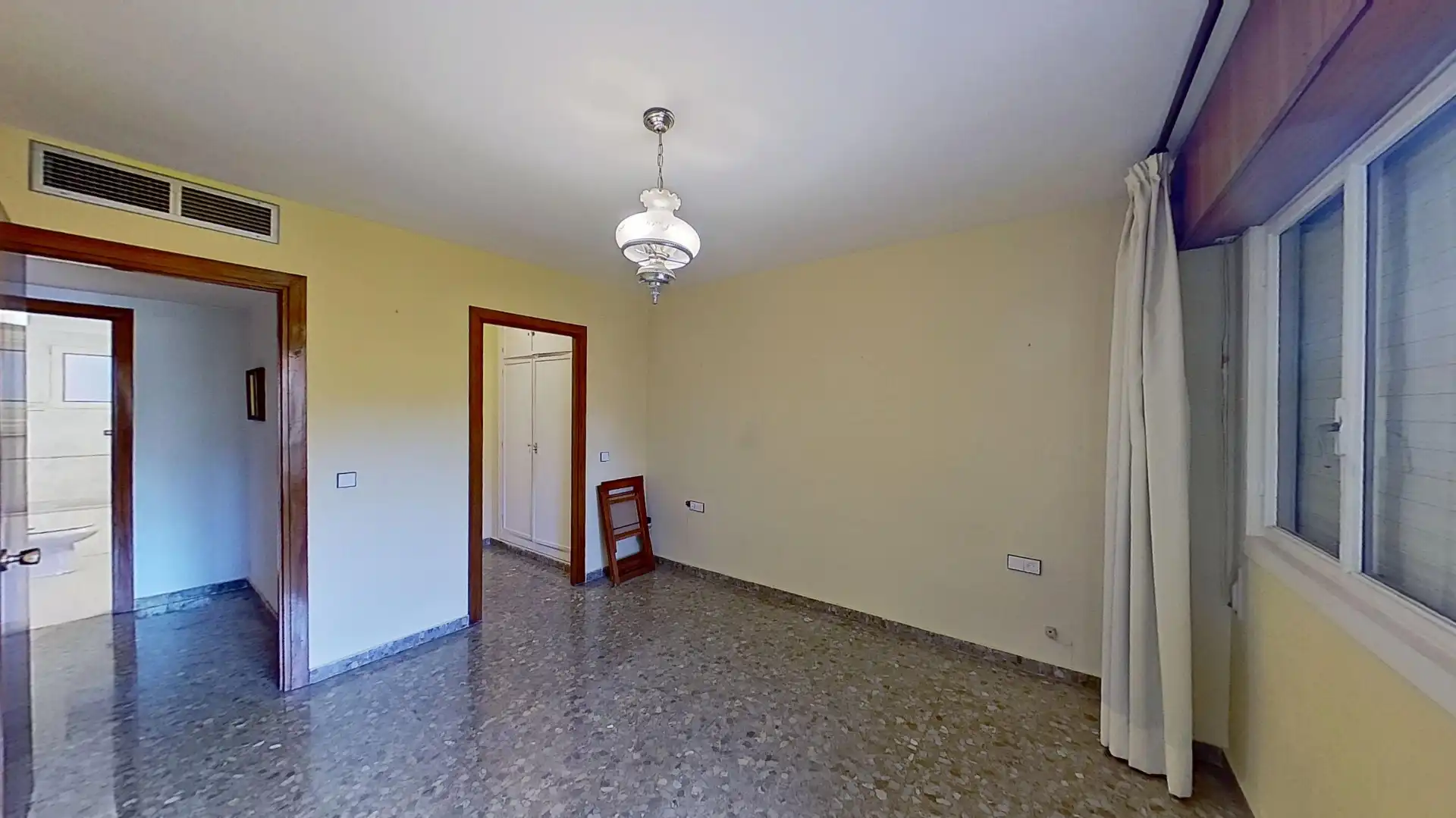 Habitación de Piso en venta en Málaga con Aire acondicionado, Trastero y Amueblado