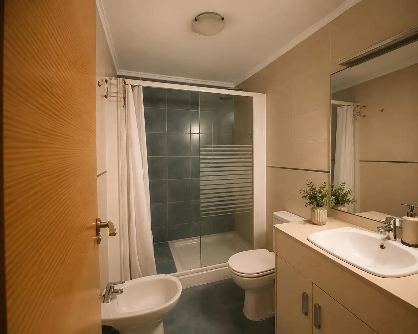 Bathroom of Apartments for sale in Torrevieja  with Air Conditioner, Private garden and Terrace
