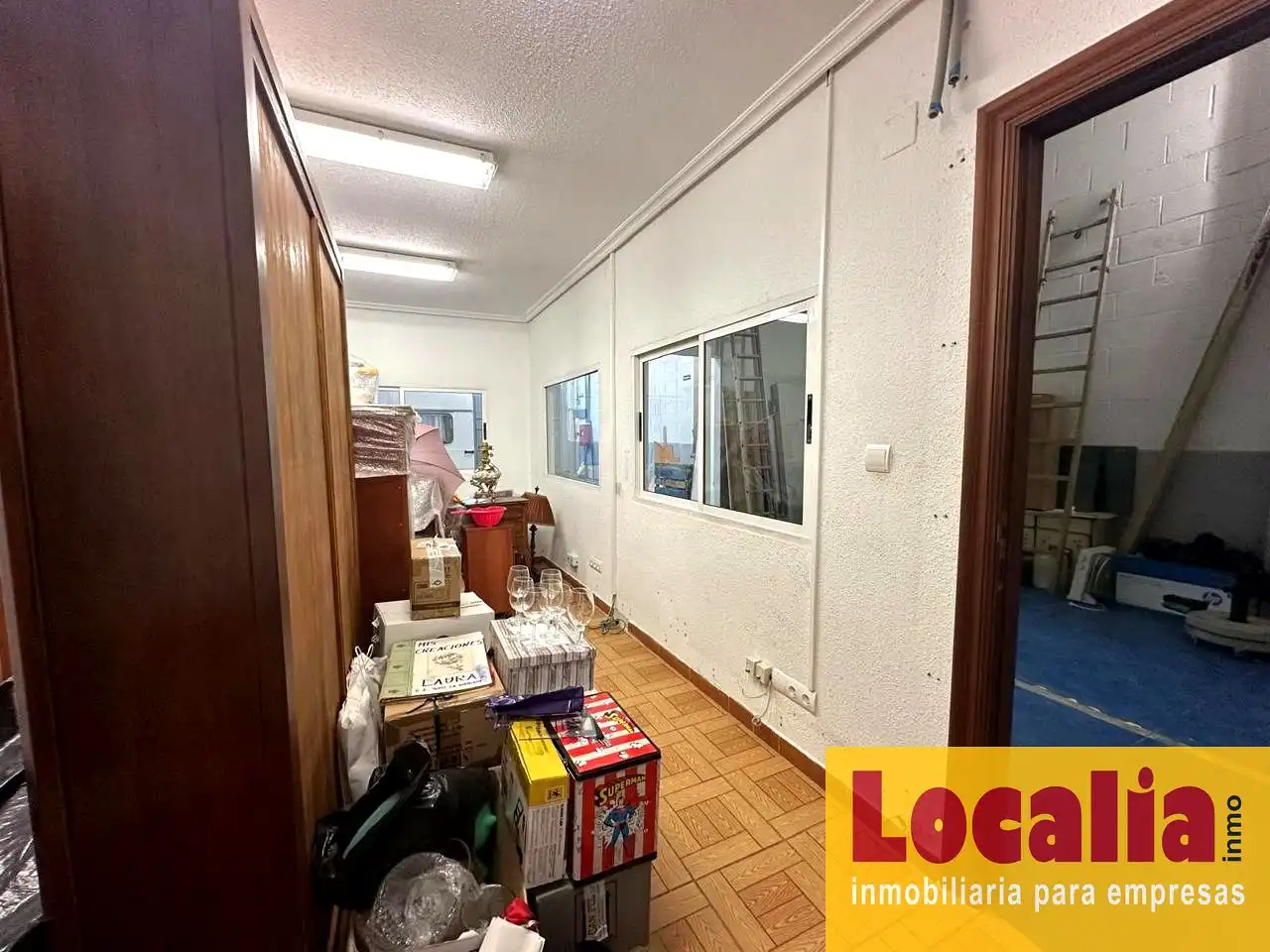 Nave industrial en venta en Santa Cruz de Bezana