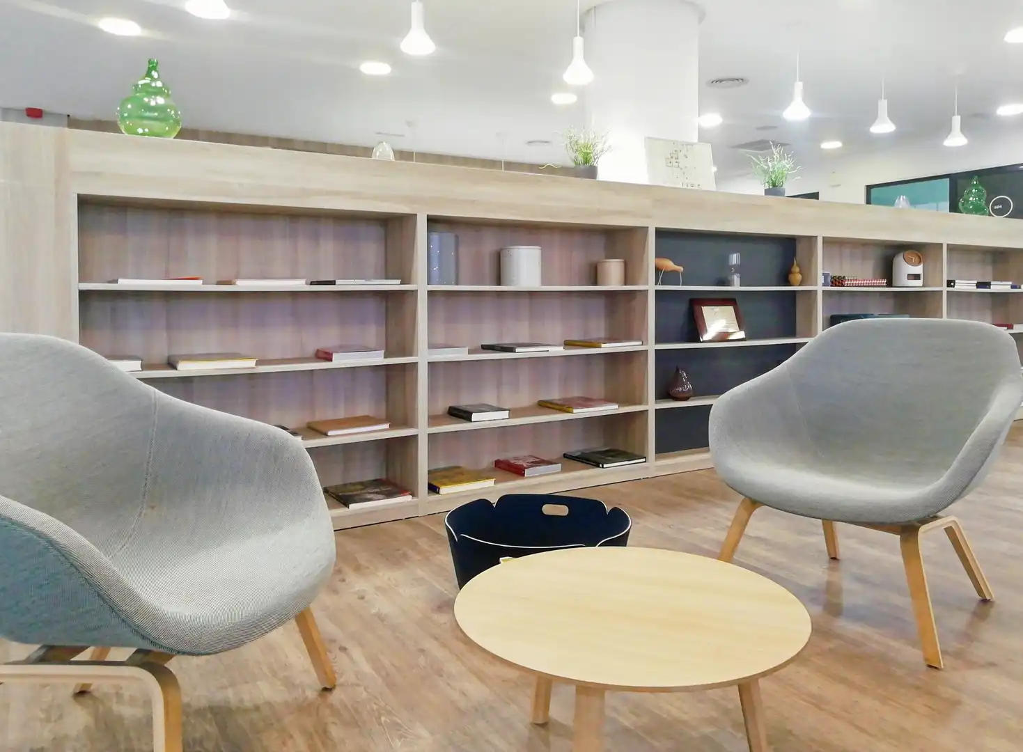Büro zur Miete in Murcia mit Klimaanlage, Heizung und Möbliert