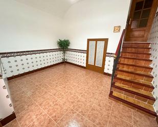 Einfamilien-Reihenhaus miete in Sant Esteve Sesrovires mit Heizung, Terrasse und Abstellraum