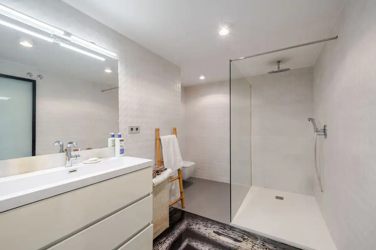 Casa amb terrassa en venda a Calle Covadonga, imagen 36