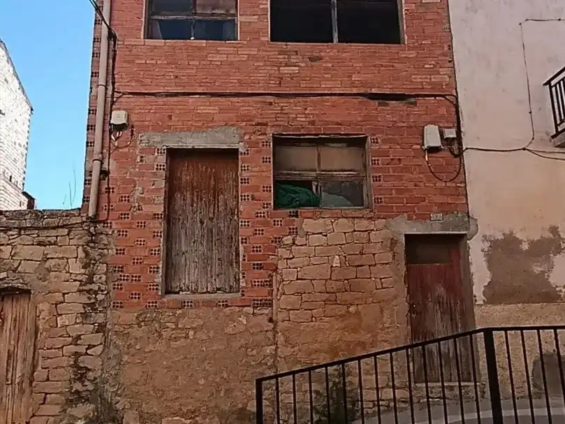 Vista exterior de Planta baixa en venda en L'Albi