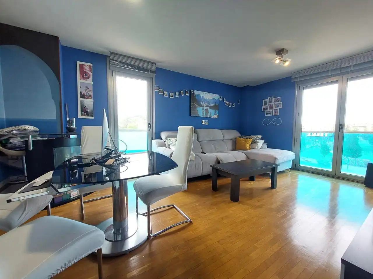 Sala de estar de Piso en venta en Gijón  con Calefacción, Trastero y Amueblado