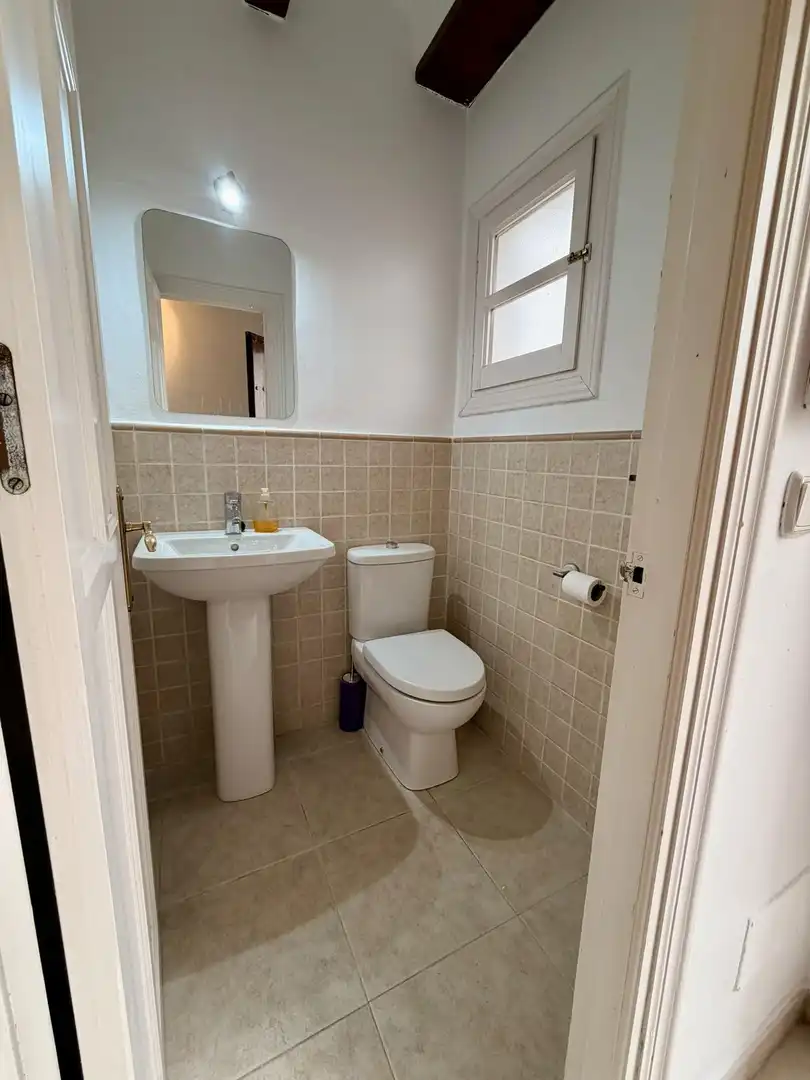 Baño de Casa adosada en venta en Marbella con Aire acondicionado, Terraza y Alarma