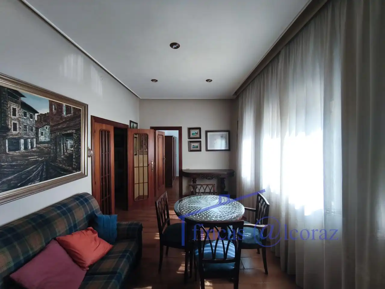 Sala d'estar de Planta baixa de lloguer en Huesca amb Moblat