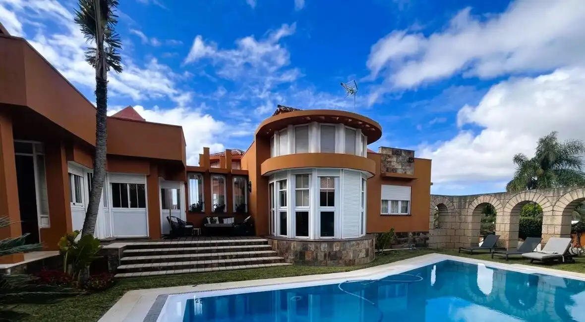 Vista exterior de Casa o xalet en venda en Tacoronte amb Terrassa