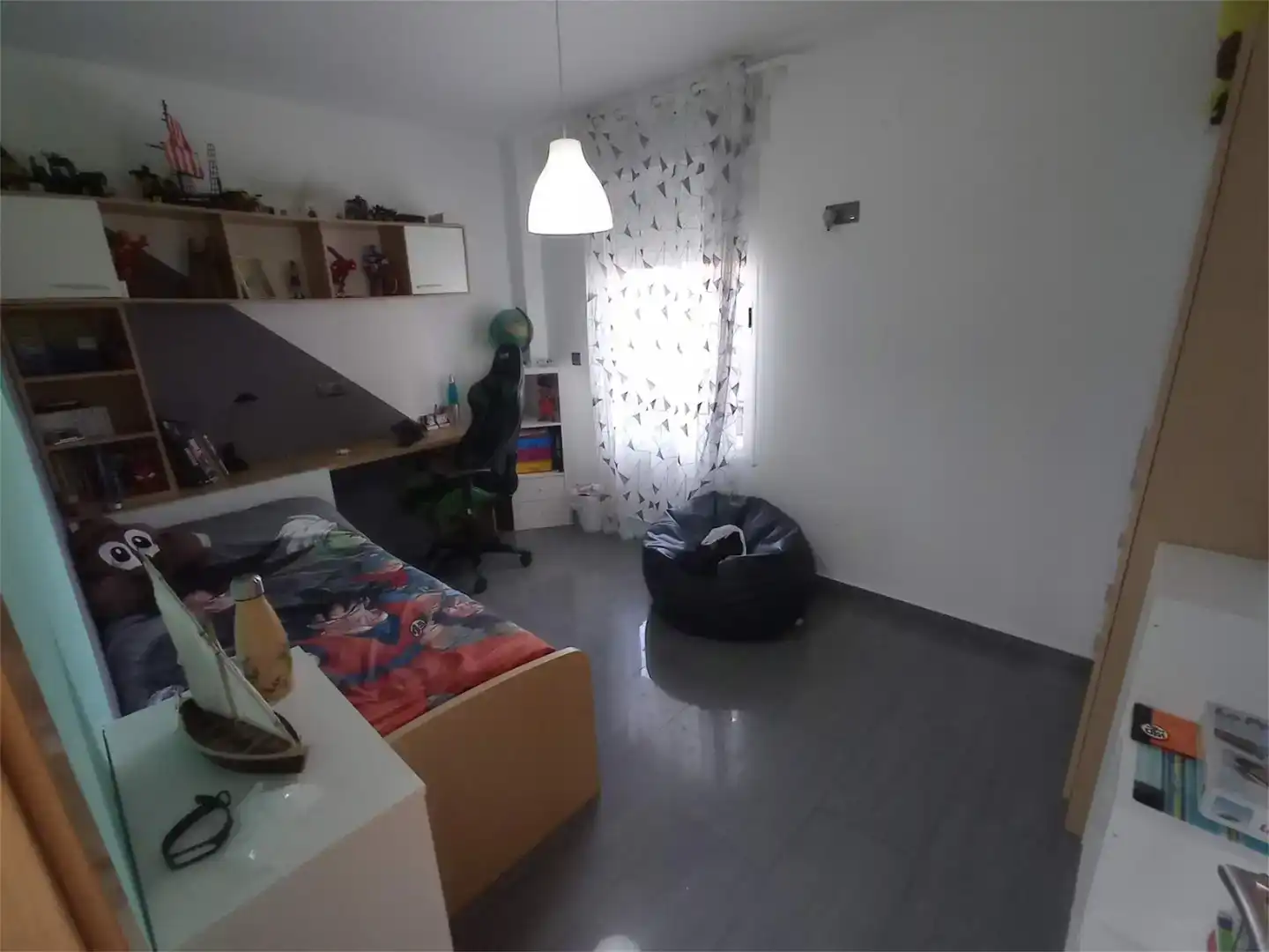Casa adosada en venda en Alfarnate amb Jardí privat, Traster i Moblat