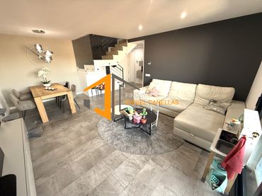 Duplex con balcone in vendita a Carrer de la Ciutat de Mataró