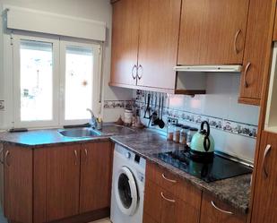 Kitchen of Flat for sale in Talavera de la Reina  with Air Conditioner, Heating and Parquet flooring