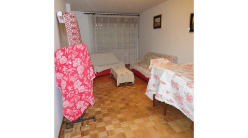 Foto 2 de Piso en venta en Rúa Arnaveca, A Rúa , Ourense
