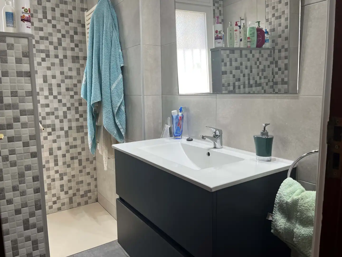 Bathroom of Houses for sale in El Vendrell  with Air Conditioner, Heating and Terrace