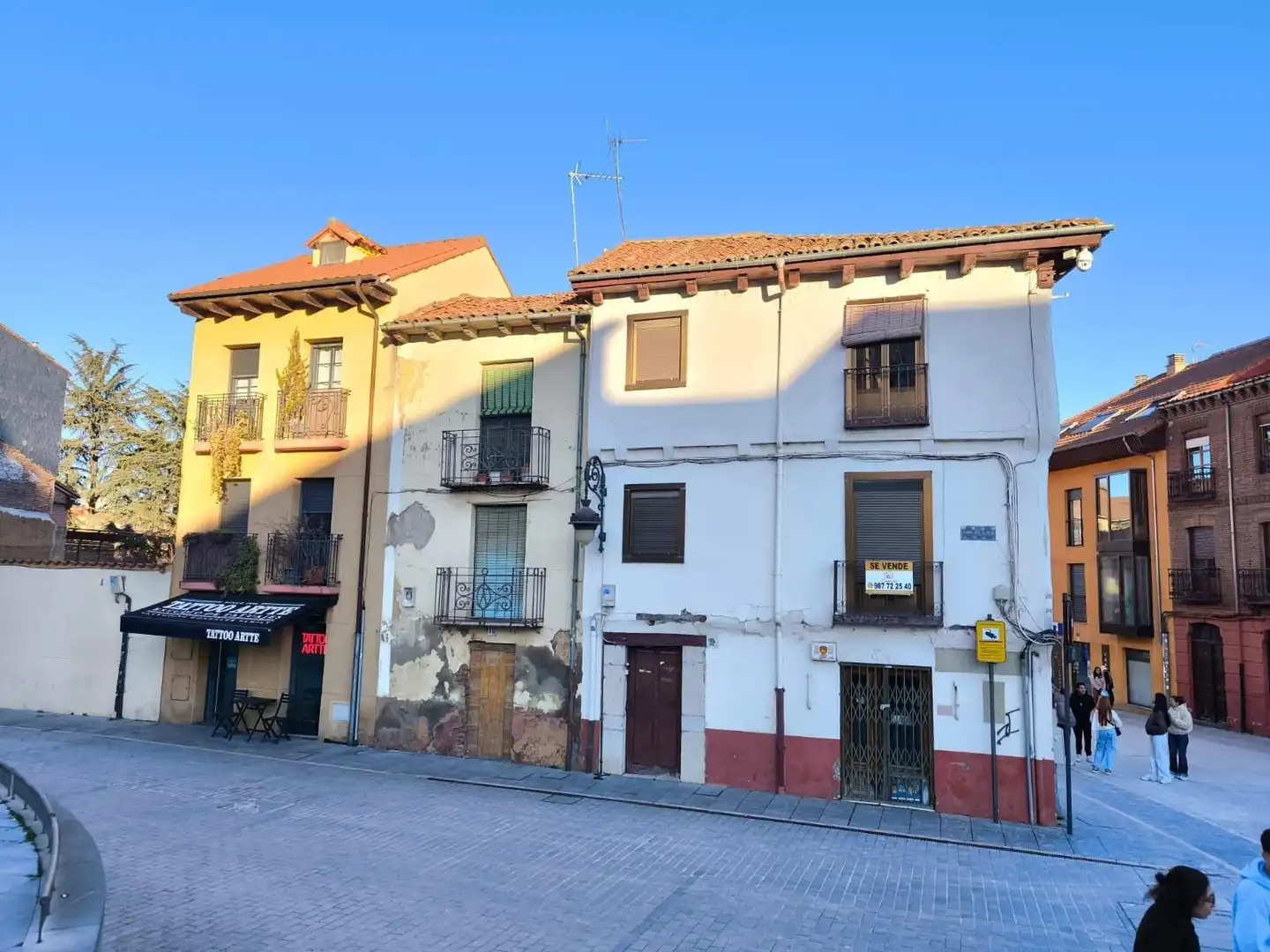 Vista exterior de Edificio en venta en León Capital 