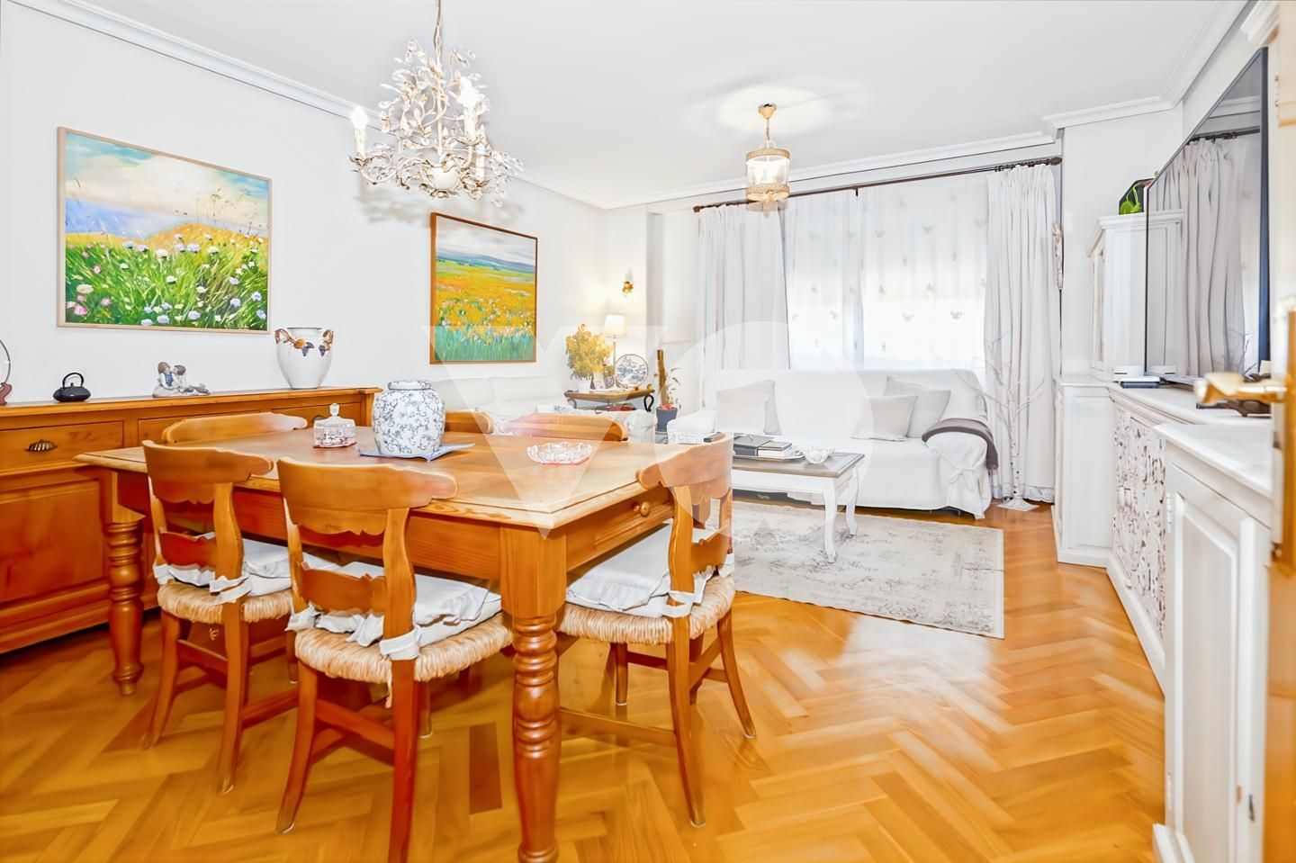 Flat for sale in De López De Aranda, Salvador