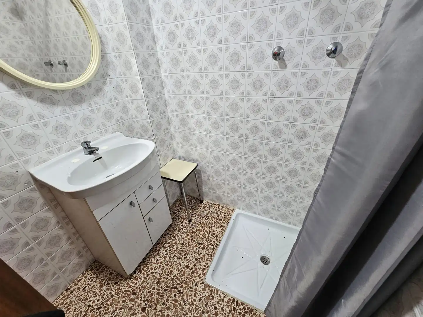 Baño de Piso en venta en Gandia con Terraza y Trastero