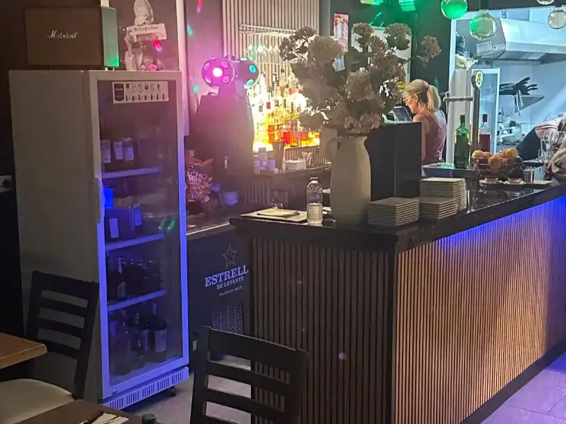 Local en traspaso en Orihuela con Aire acondicionado, Calefacción y Terraza