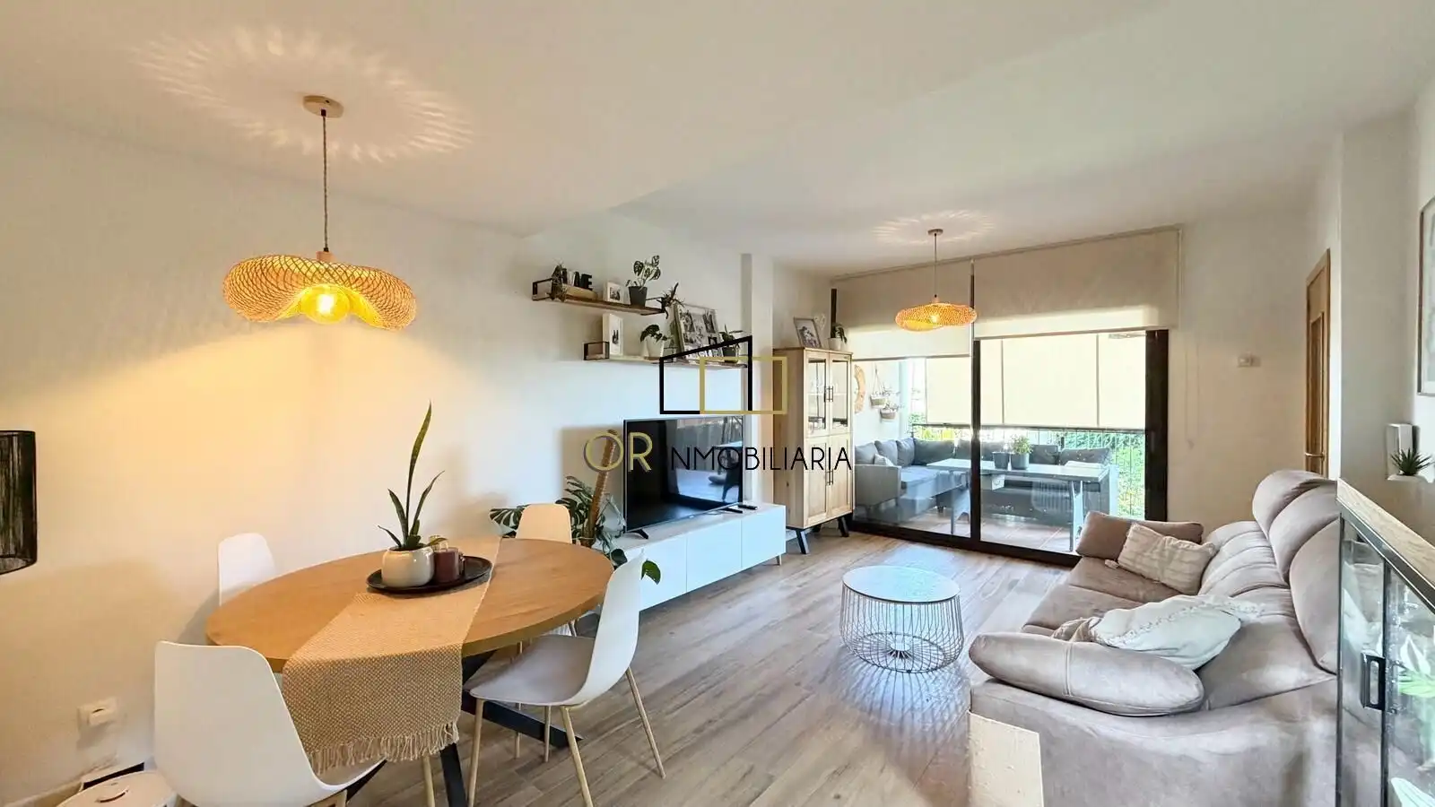 Sala de estar de Casa o chalet en venta en Sant Quintí de Mediona con Calefacción, Jardín privado y Terraza
