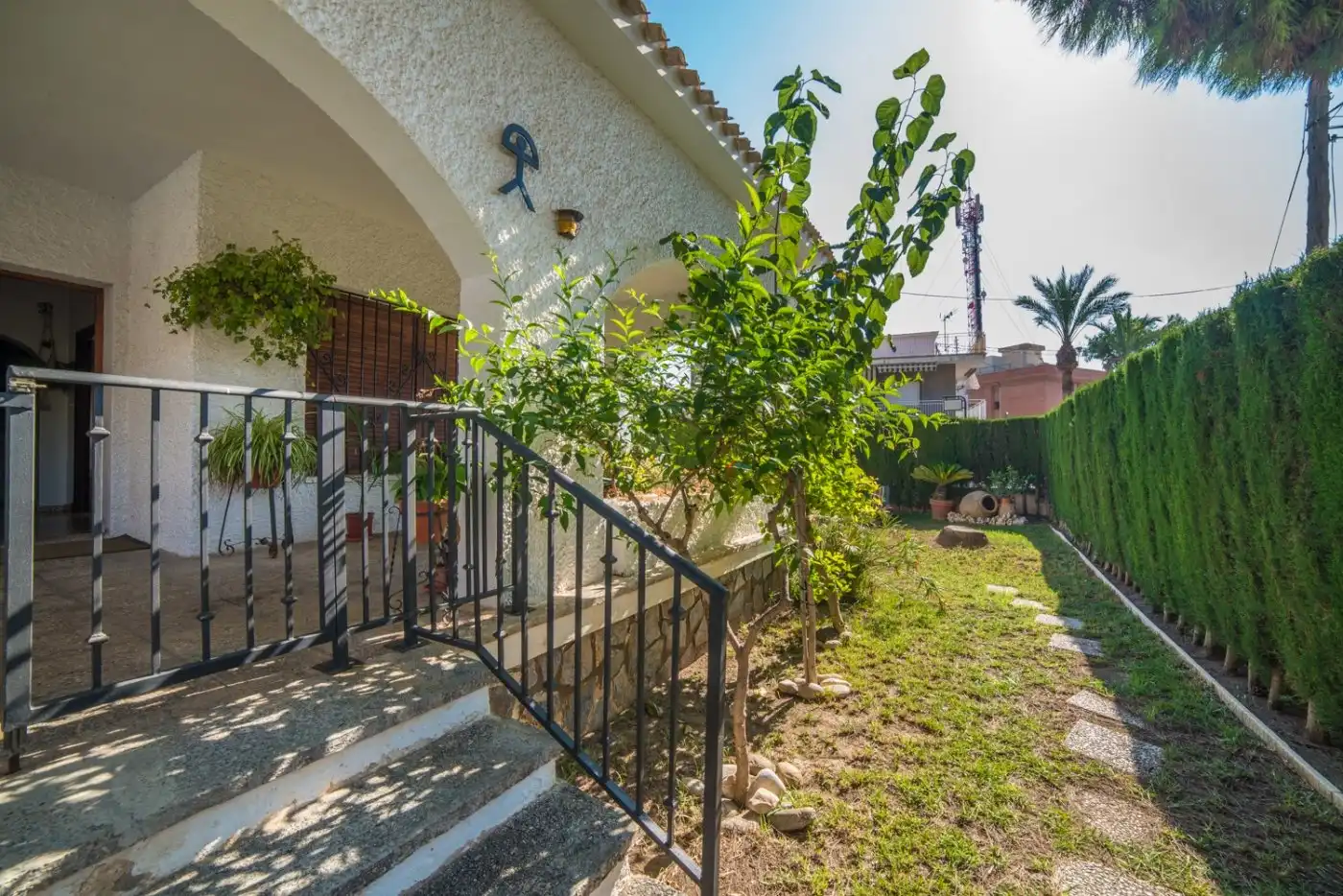 Country homes for sale in Avenida de las palmeras, Lo Pagán