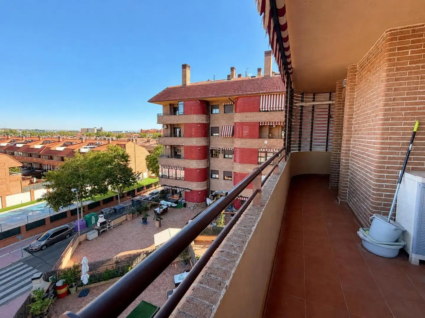 Exterior view of Flat for sale in Ciudad 10