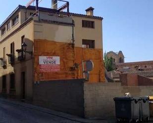 Vista exterior de Residencial en venda en Ávila Capital
