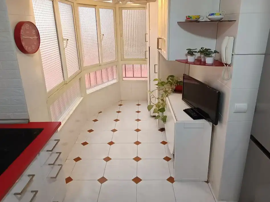 Küche von Wohnung zum Verkauf in  Madrid Capital mit Klimaanlage
