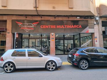 Local comercial en venta en Joc de la Bola - Camps d'Esports