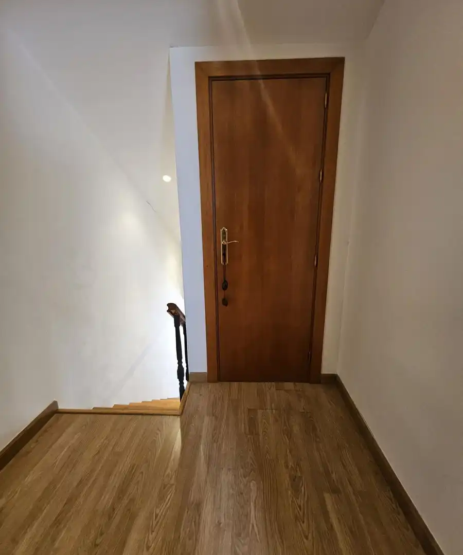 Maisonette zum Verkauf in Brunete mit Klimaanlage, Heizung und Terrasse
