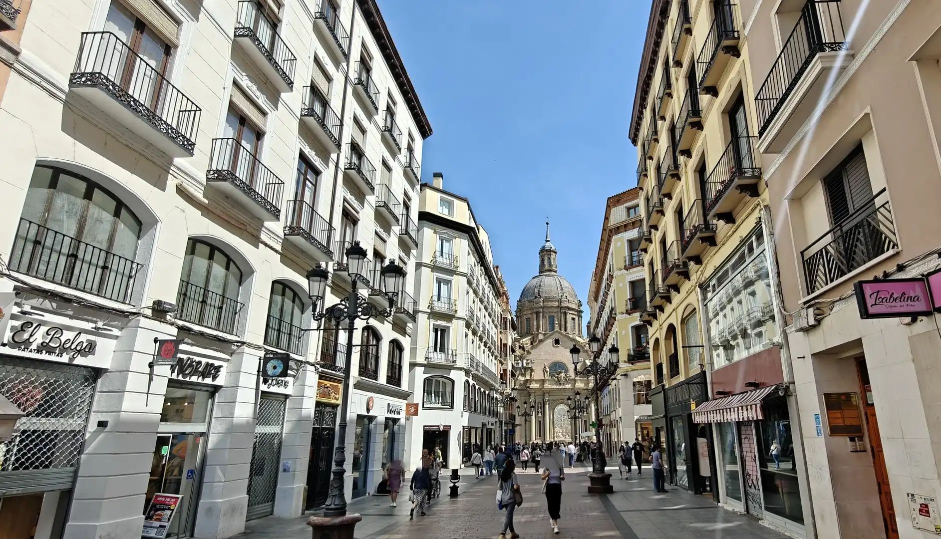 Vista exterior de Piso en venta en Zaragoza con Calefacción, Parquet y Terraza