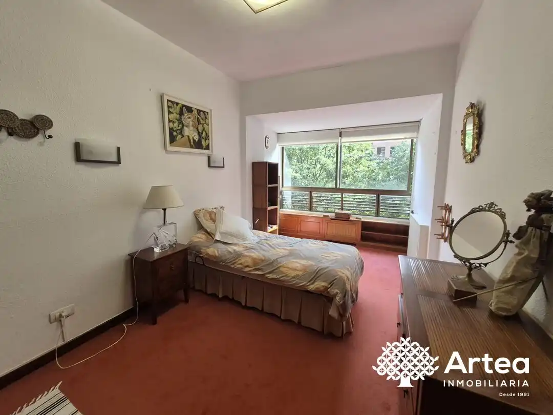 Bedroom of Flat for sale in Bilbao   with Heating