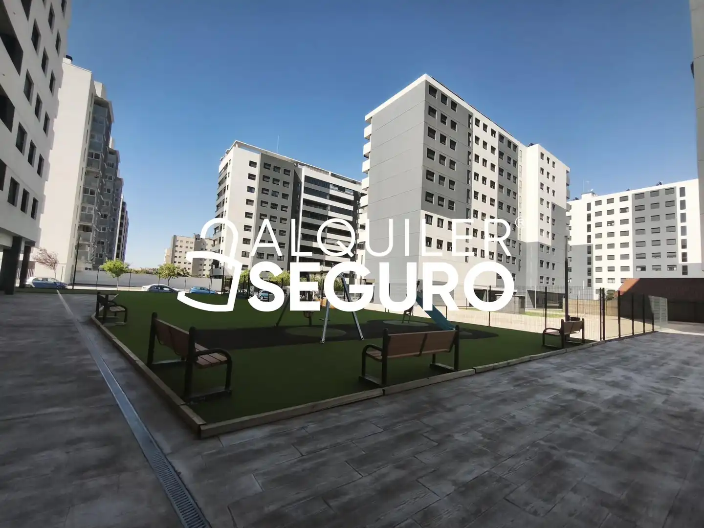 Exterior view of Flat for rent in Zaragoza  with Air Conditioner, Heating and Terrace