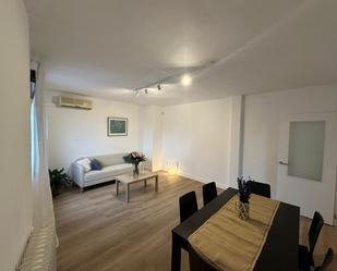 Living room of Duplex to rent in  Madrid Capital  with Air Conditioner, Terrace and Balcony