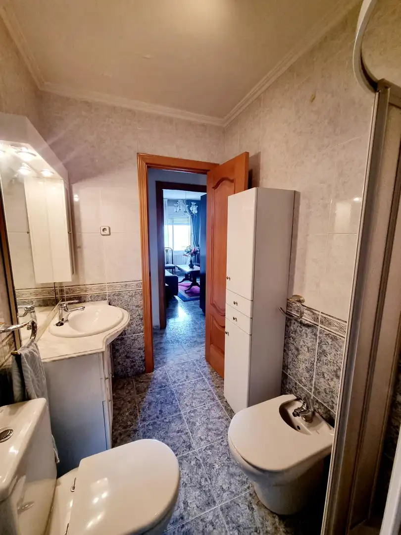 Bathroom of Flat for sale in Madrid  with Heating