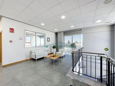 Industriegebäude zur Miete in Fuente del Jarro