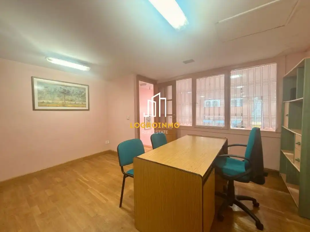 Commercial properties for sale in  Logroño  with Furnished