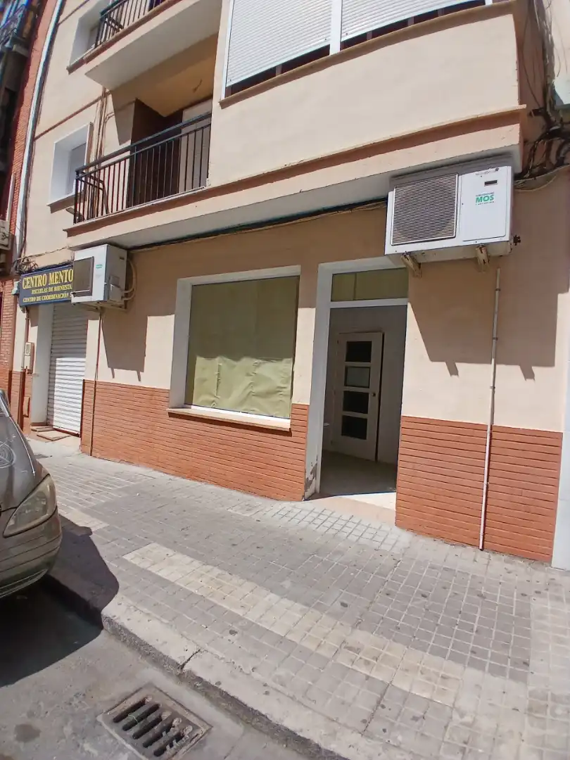 Geschaftsraum zum Verkauf in Huelva mit Klimaanlage