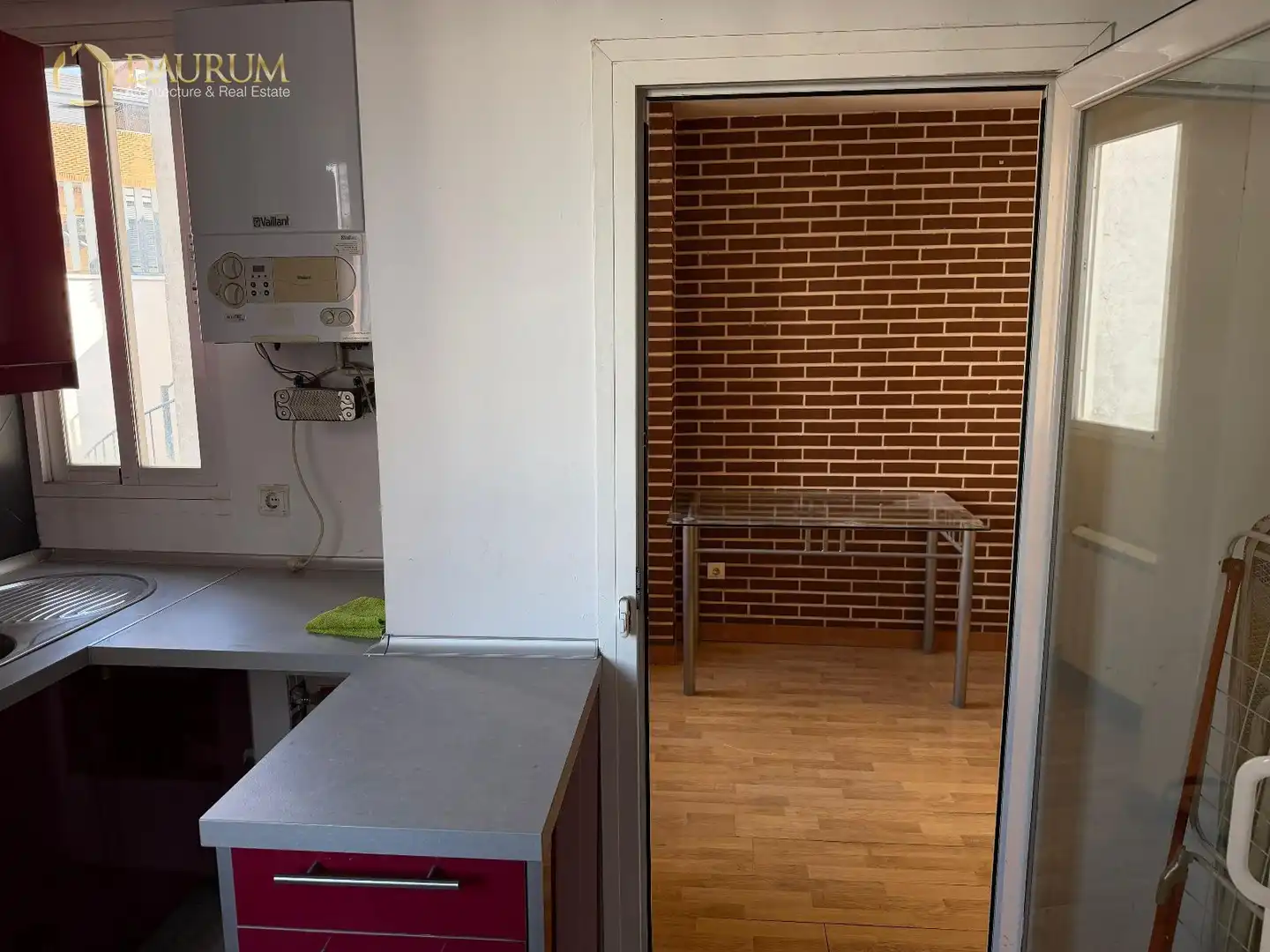 Kitchen of Flat for sale in Madrid  with Air Conditioner, Heating and Storage room
