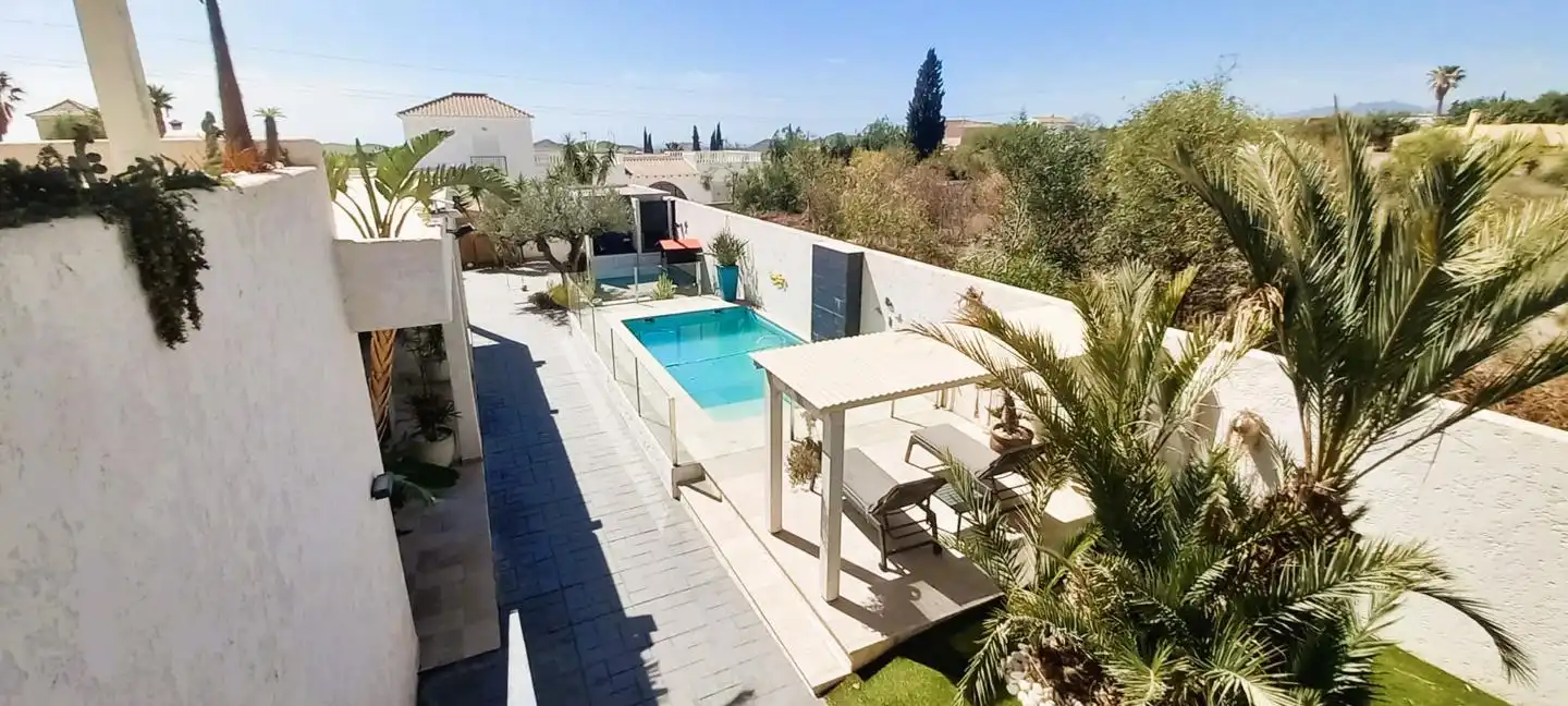 House with pool for sale in La Algarrobina, imagen 2