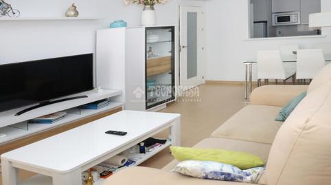 Foto 4 de Piso en venta en Las Escobetas, Almería