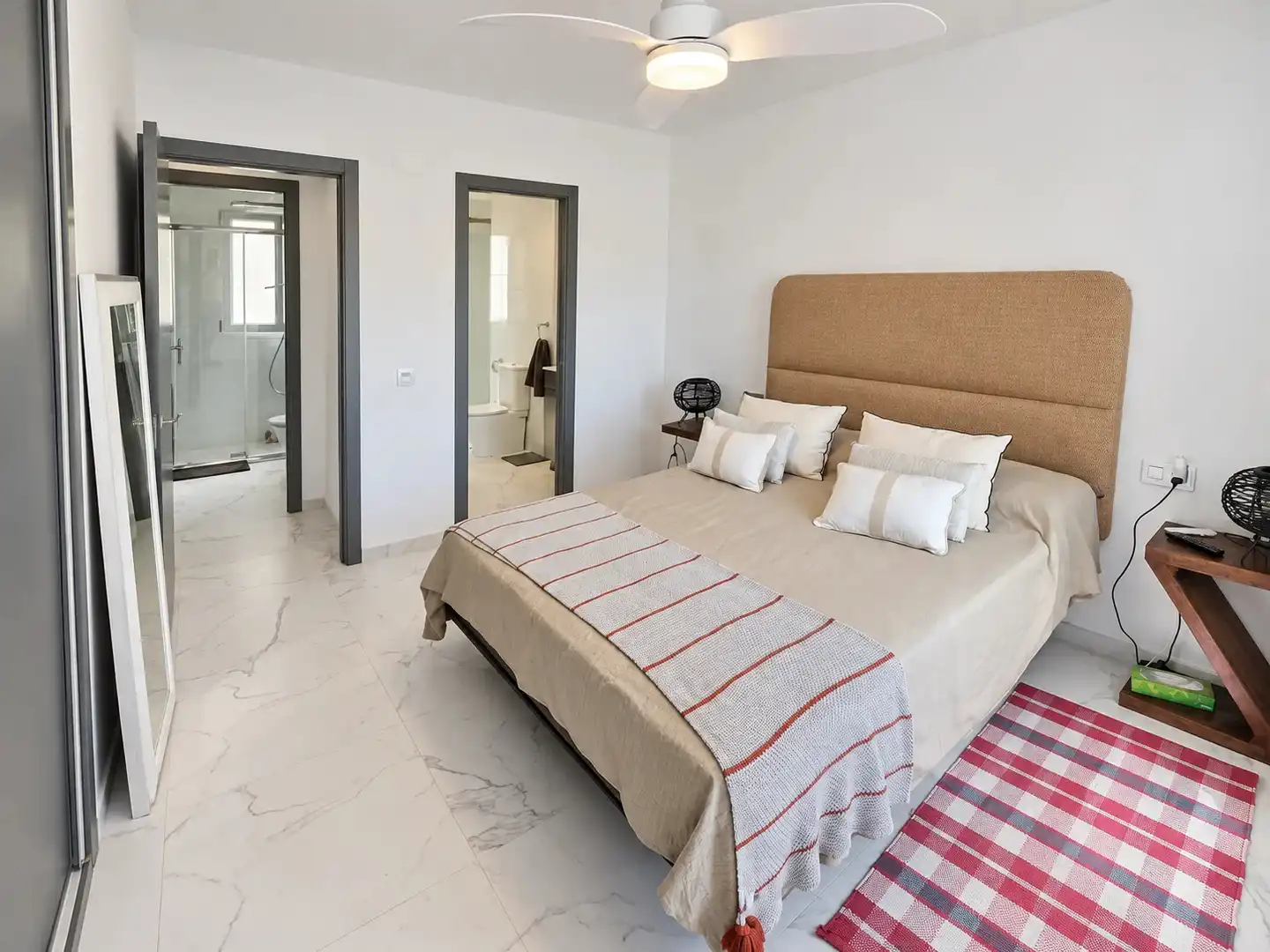 Habitación de Apartamento en venta en Marbella con Terraza