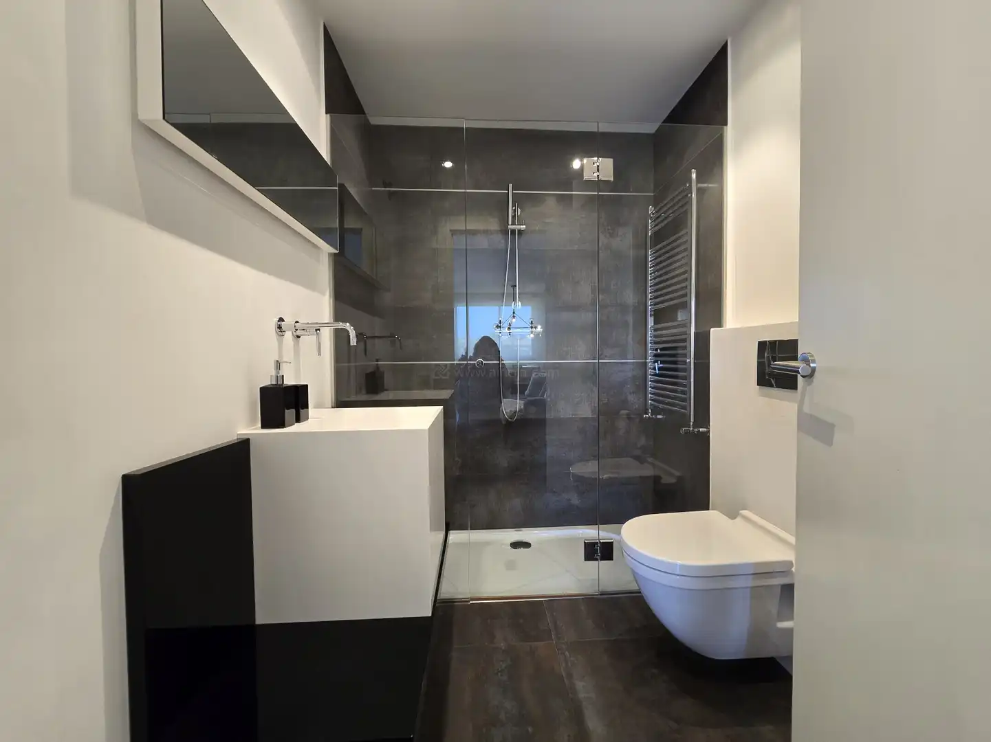 Bathroom of Flat for sale in  Logroño  with Heating, Private garden and Storage room