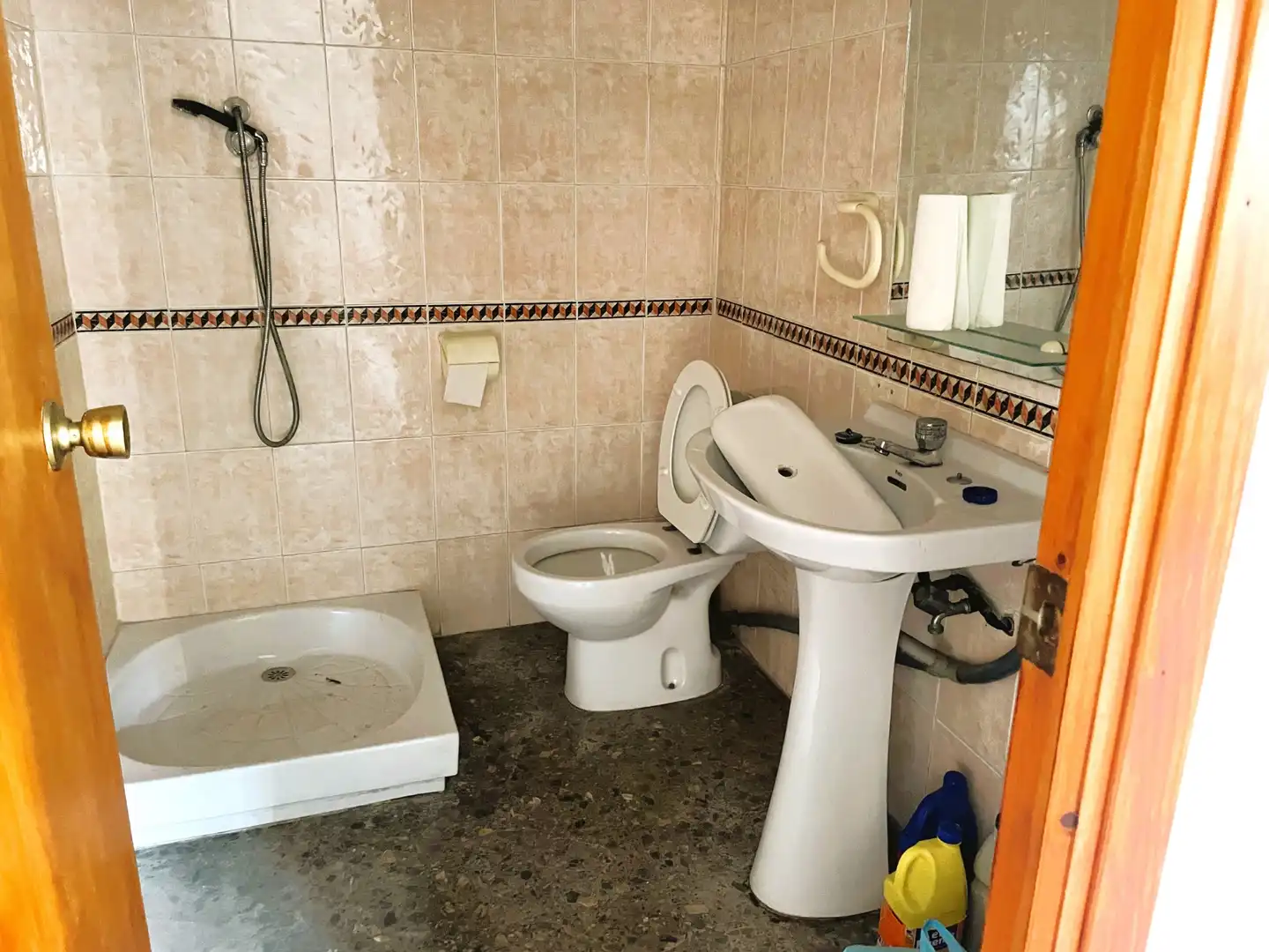 Baño de Oficina en venta en Avenida Alemania-Italia