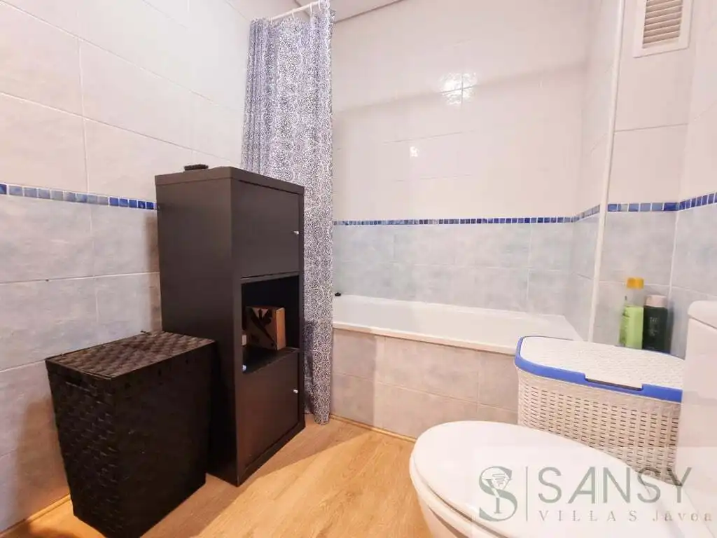 Bany de Apartament en venda en Xaló amb Aire condicionat i Calefacció