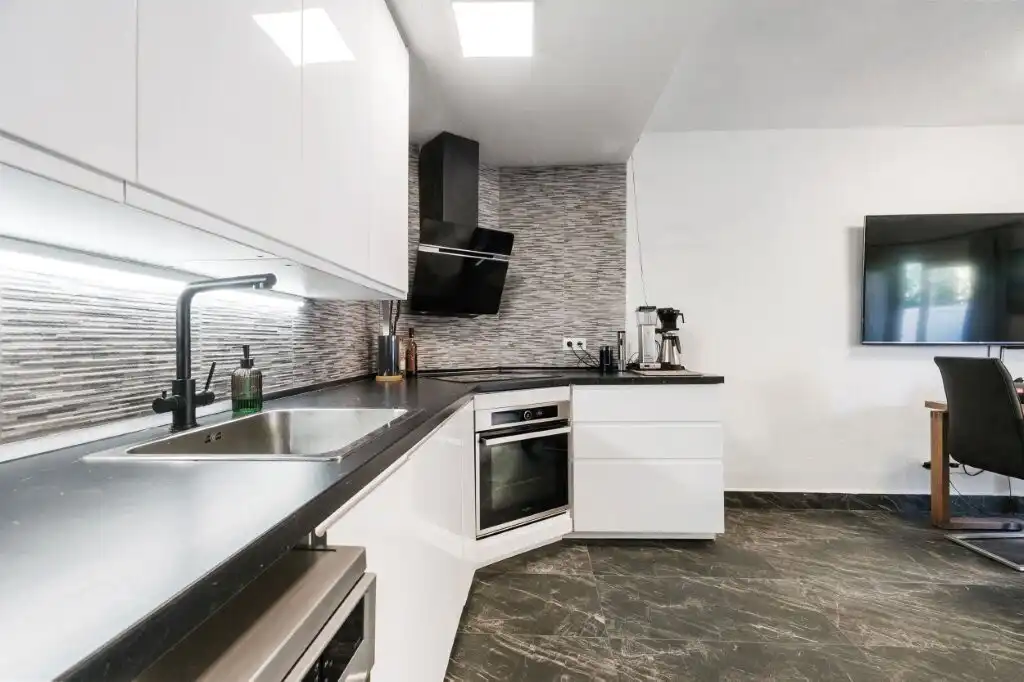 Küche von Country house zum Verkauf in Torrevieja mit Klimaanlage, Privatgarten und Möbliert